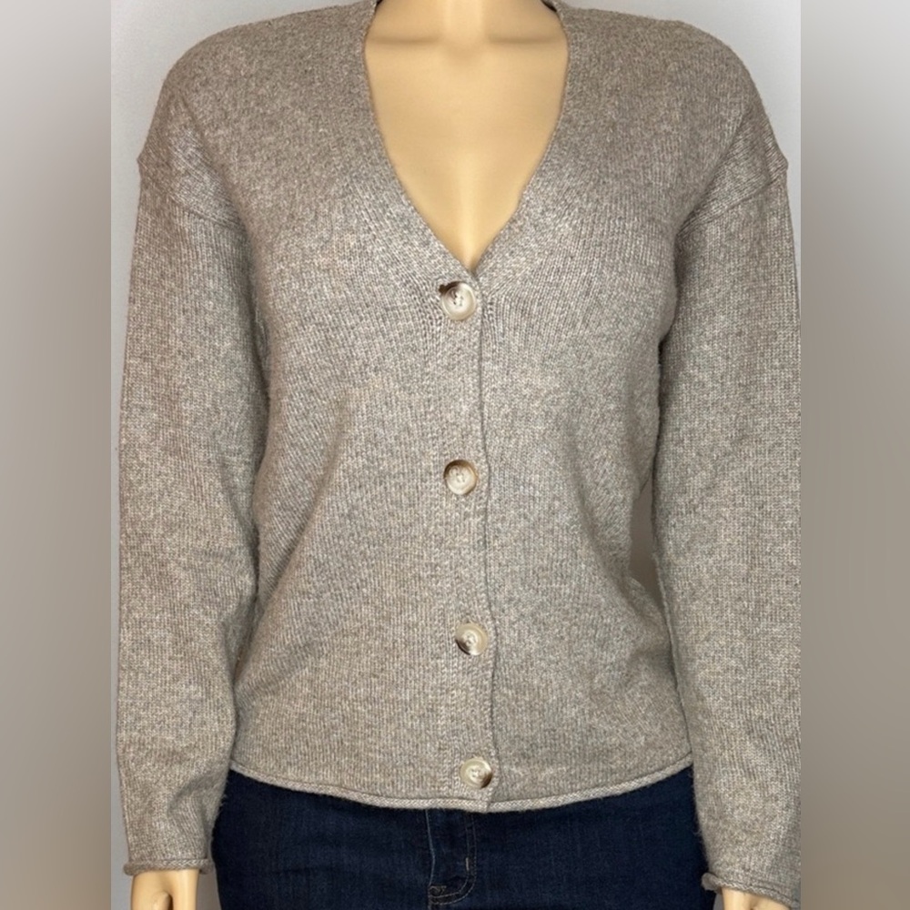 Member’s Mark Soft Knit V-Neck Cardigan – Neutral Heather Beige – XS - Picture 2 of 14